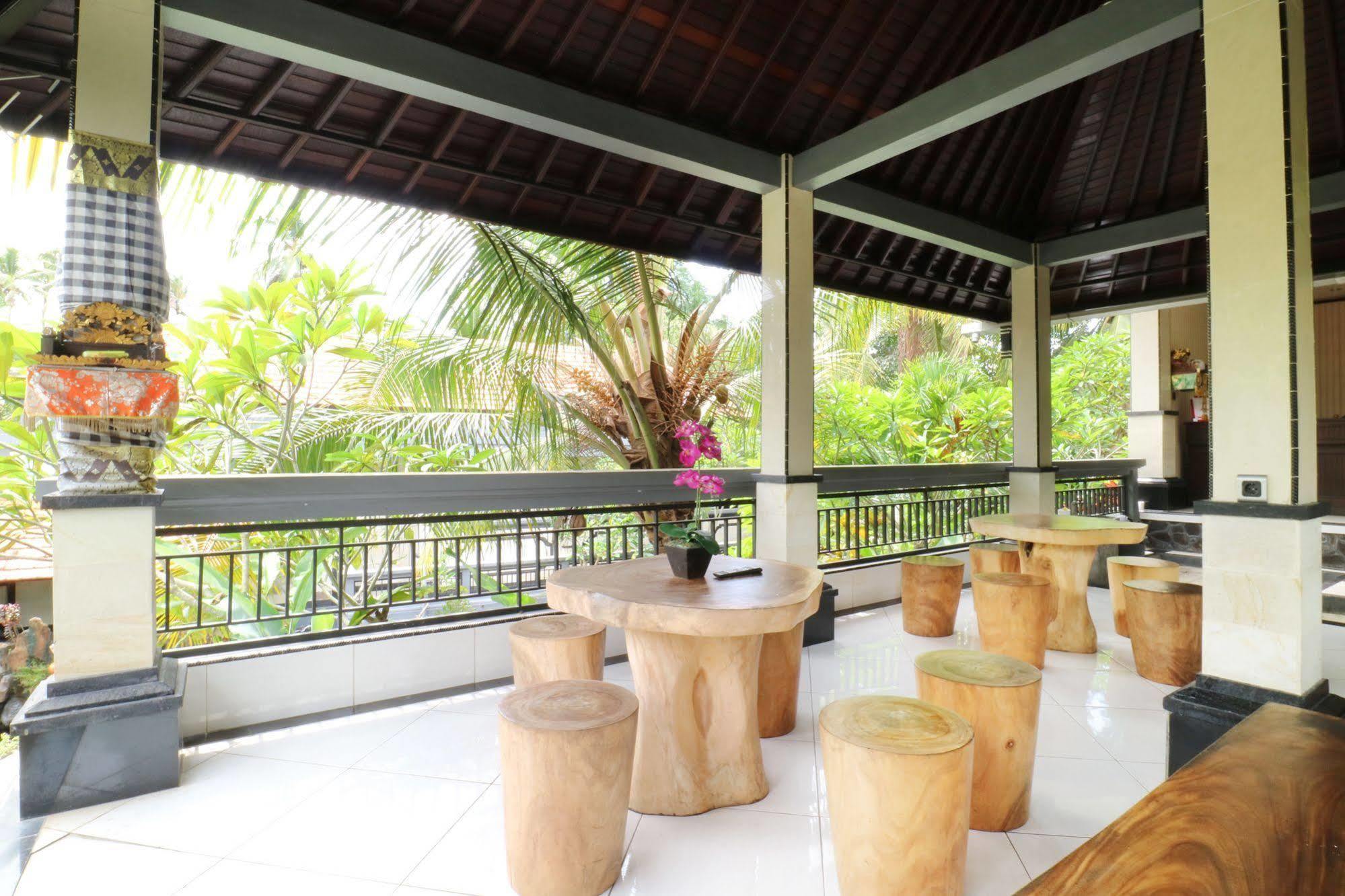 Oyo 91925 Ijo Eco Lodge Hotel Mengwi Dış mekan fotoğraf
