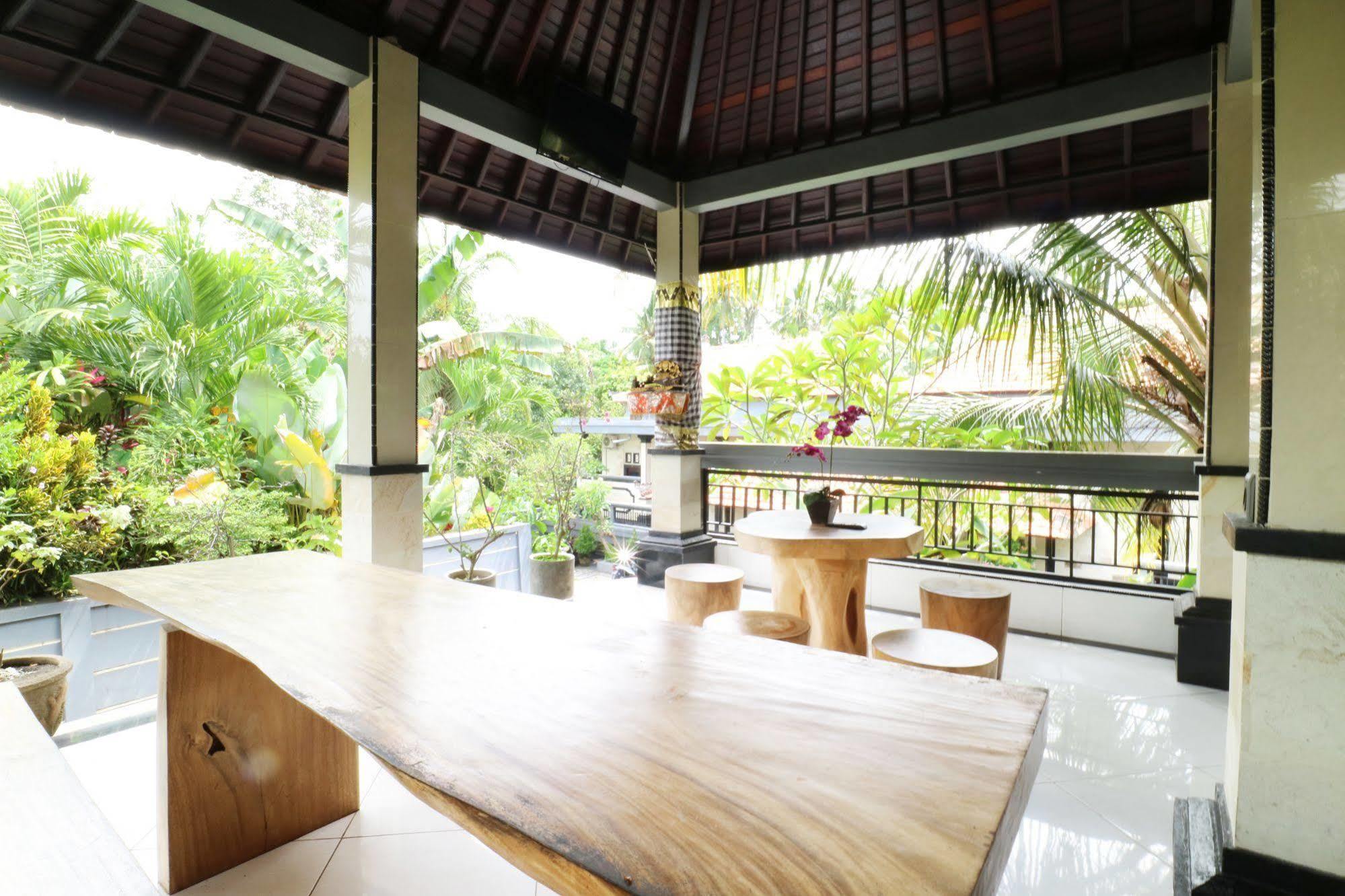 Oyo 91925 Ijo Eco Lodge Hotel Mengwi Dış mekan fotoğraf